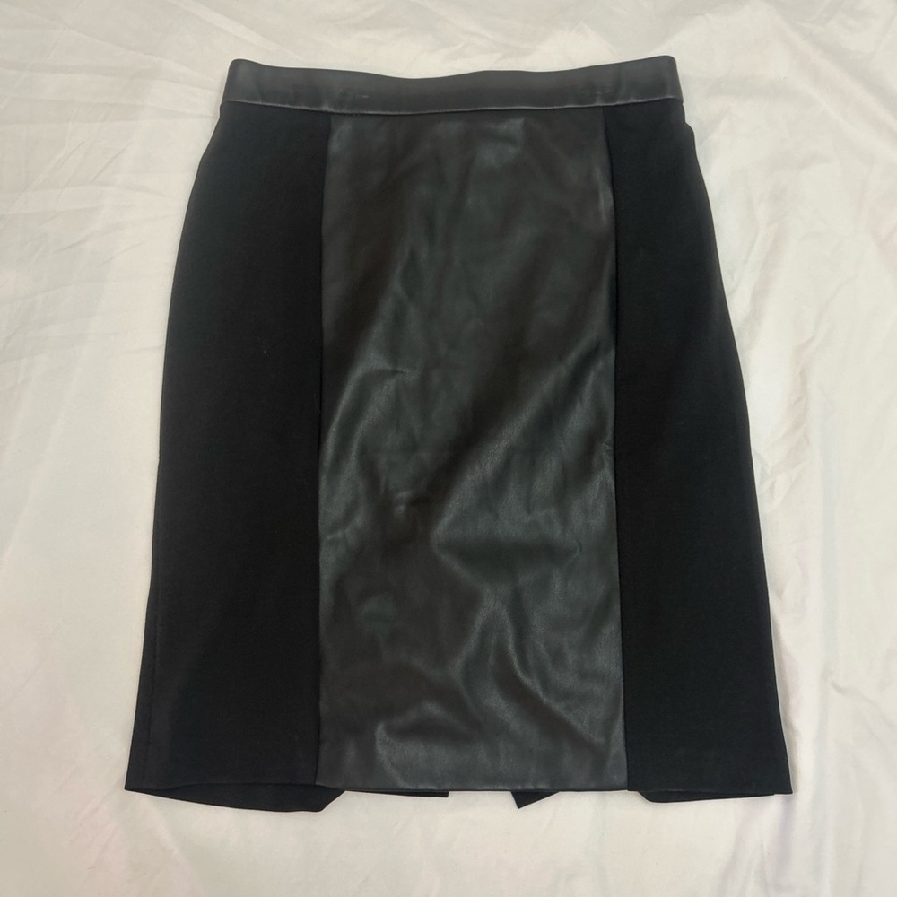 Black Label By Evan Picone Womens Black  Pencil Skirt Size SMALL PREOWNED.